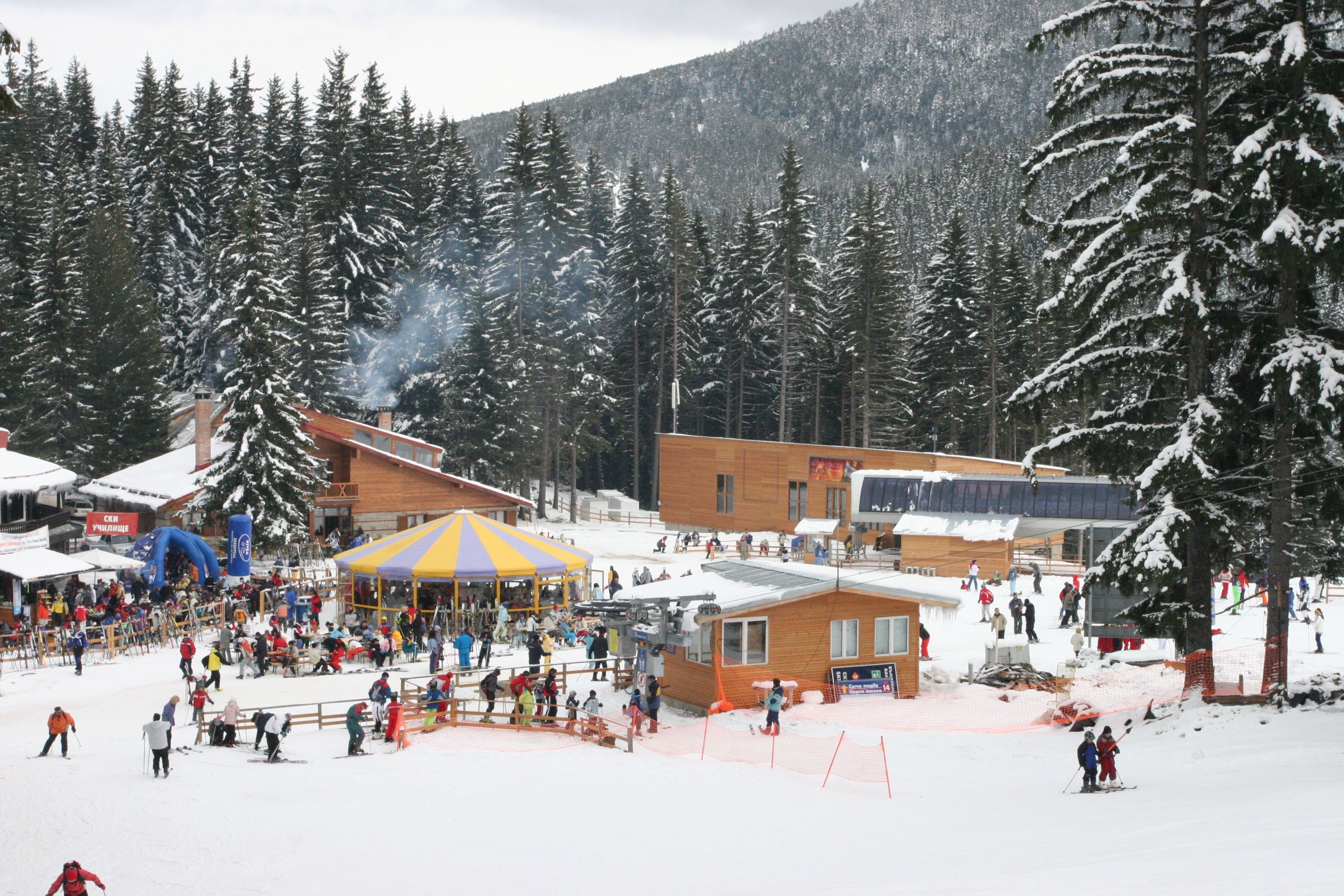 bansko-apres-ski-ski-and-snow-holidays.jpg